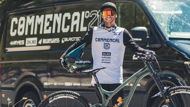 Commencal 21 completa su 'dream team' nacional con Àlex Marín
