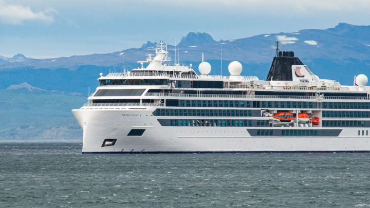Una ola extremadamente grande mata a una crucerista
