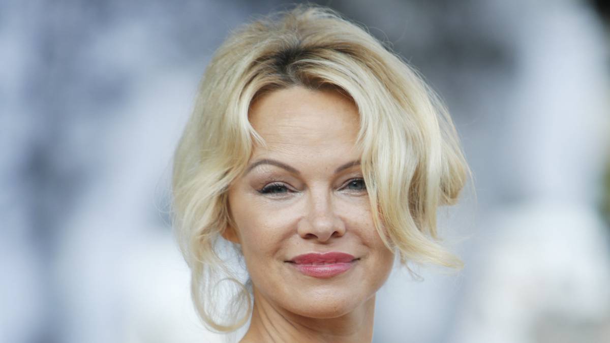 Así se retocó Pamela Anderson