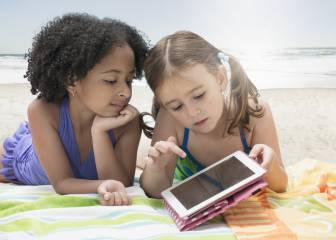 Adicciones digitales en verano: niños y adultos enganchados