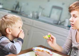 Cómo alimentar mejor a tus hijos (y sin peleas constantes)
