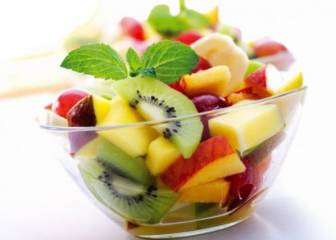 Los españoles: vagos para comer fruta y verdura