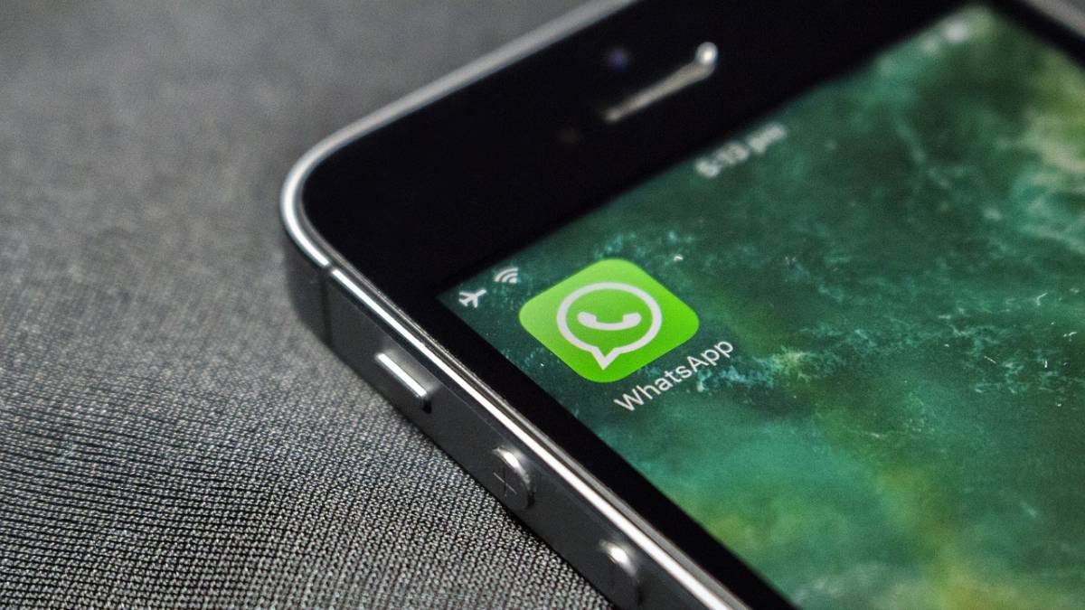 whatsapp, accidente, conducir, universidad de granada, estudio, peligro, riesgo