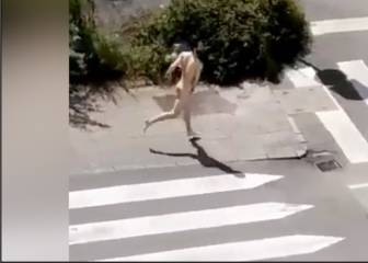 Un hombre corre desnudo por la calle y es detenido por la policía