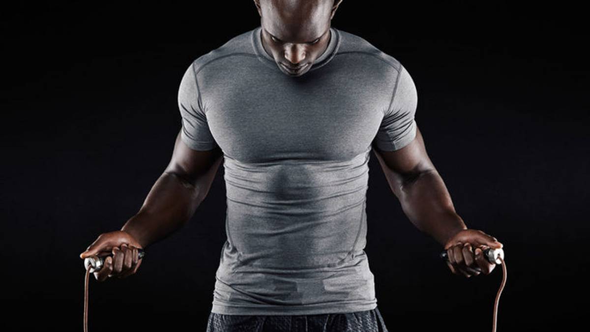 saltar a la comba ejercicio cardio