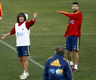 Puyol a likely starter for his 100th match for Spain Puyol a likely starter for his 100th match for Spain