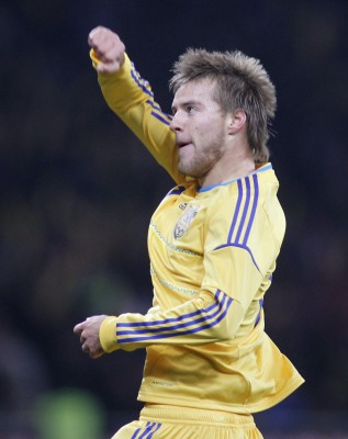 Mourinho tracking Dynamo Kiev's Yarmolenko Mourinho tracking Dynamo Kiev's Yarmolenko