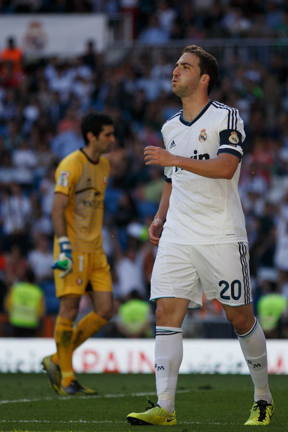 Madrid and Juve to discuss Higuaín future on Sunday
