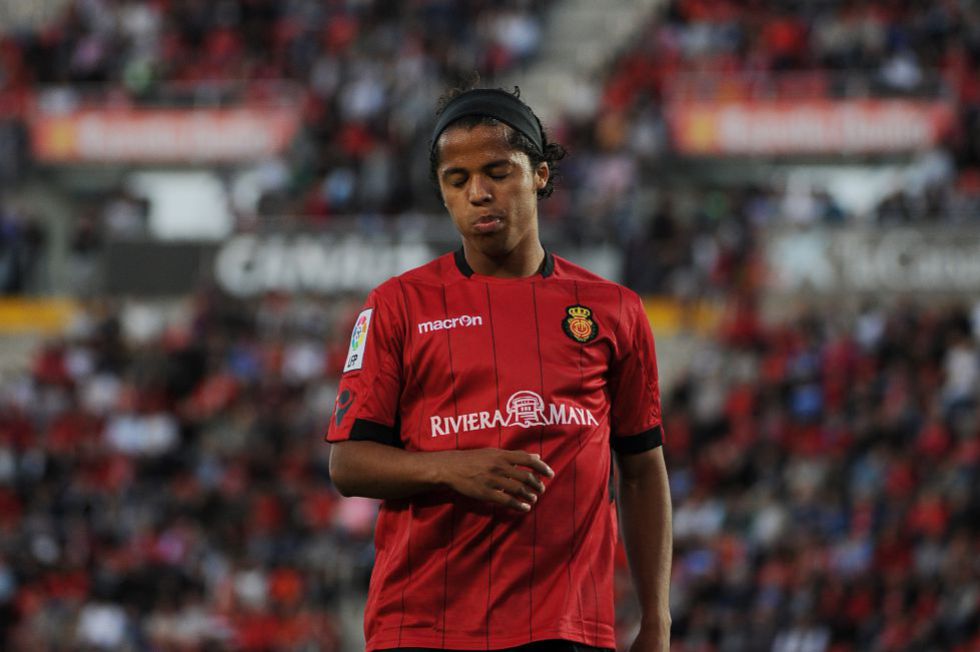 Giovani Dos Santos is officially a Villareal player