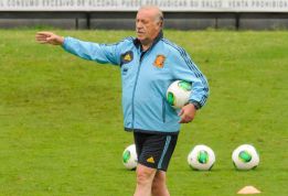 Del Bosque: "We are happy with the three goalkeepers we have" Del Bosque: "We are happy with the three goalkeepers we have"