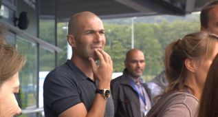 Zidane: "Di María reacted and wanted to fight; Özil wanted out"