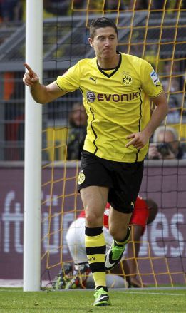 Real Madrid set sights on signing Lewandowski in January Real Madrid set sights on signing Lewandowski in January