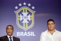 Romario: "Ronaldo and Bebeto are ignorant for supporting FIFA"