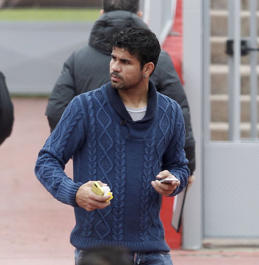 'The Times': Chelsea speaking to Costa and could offer Courtois