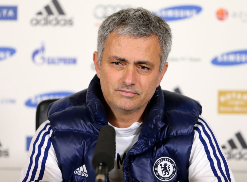 Mourinho insists Chelsea "won't struggle" to keep Courtois