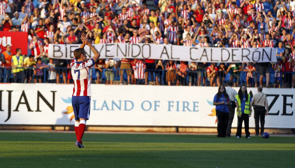 6,000 fans welcome new boy Griezmann to Atleti