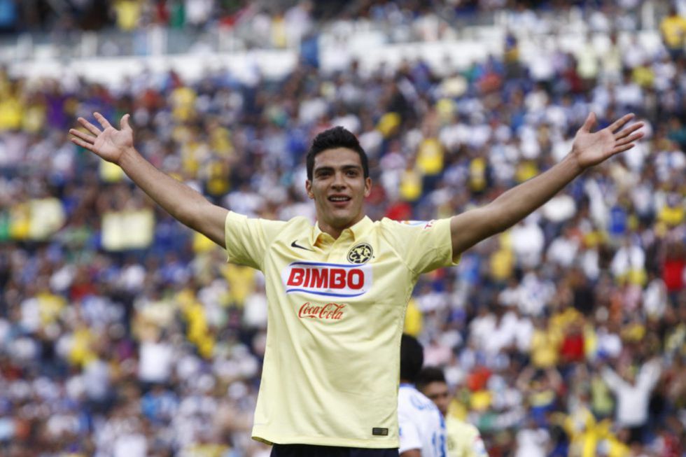 Raúl Jiménez rumoured to be close to Atlético switch