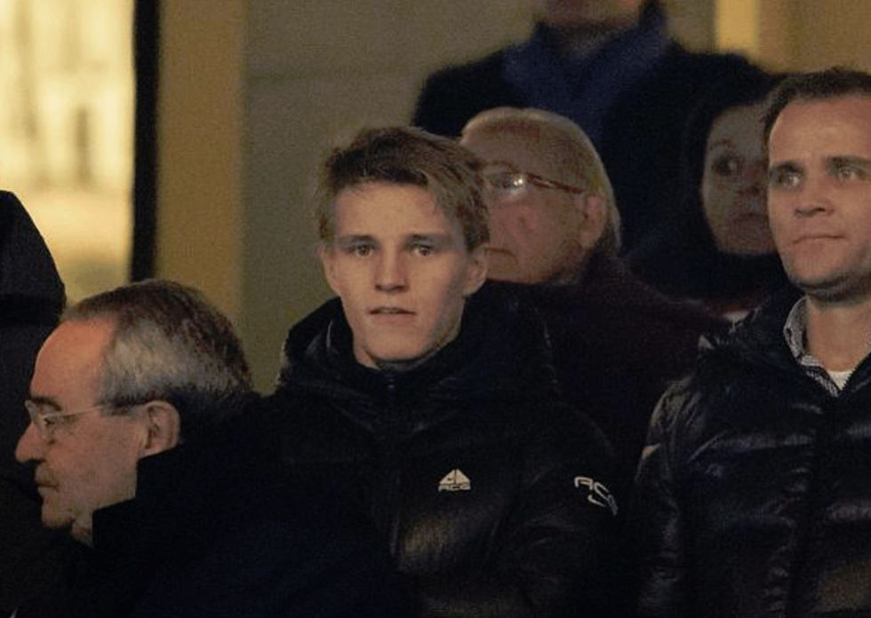 Odegaard takes his seat to watch Madrid derby