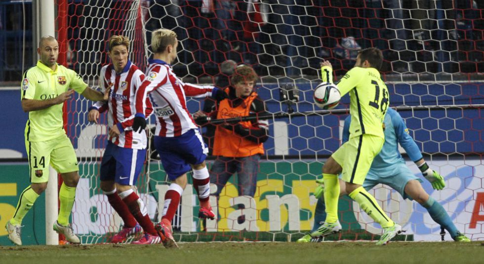 Barcelona knock out Atlético in a crazy game