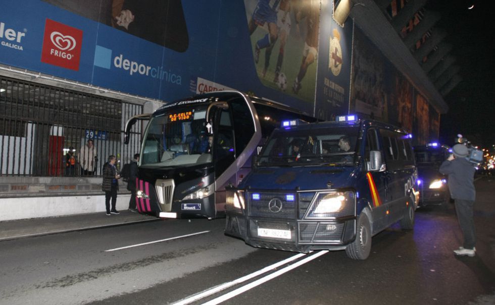 Damage caused to Celta bus on its arrival at Riazor
