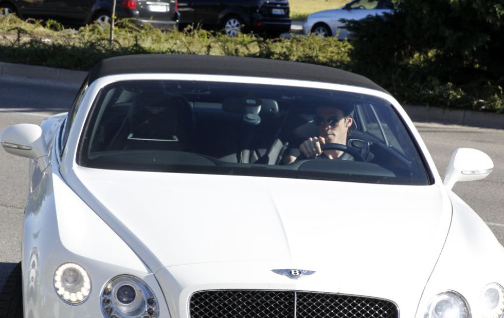 Bale suffers muscle injury and will be out for 2 to 3 weeks