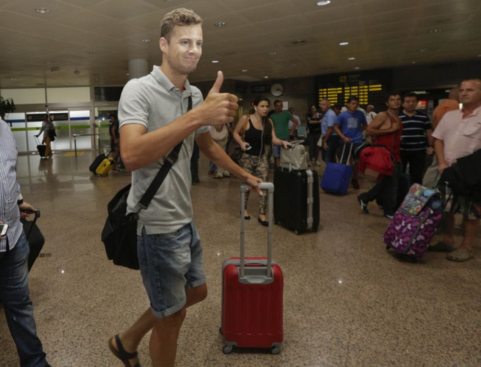 Riera signs three-year deal with Deportivo La Coruña