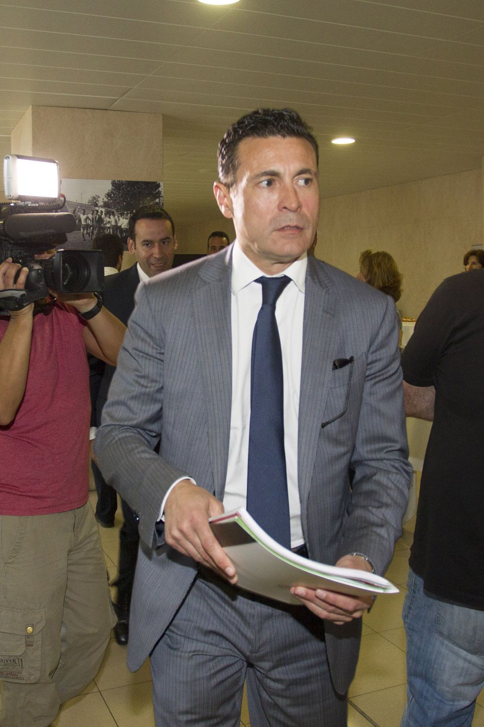 Executive president Salvo to leave Valencia imminently