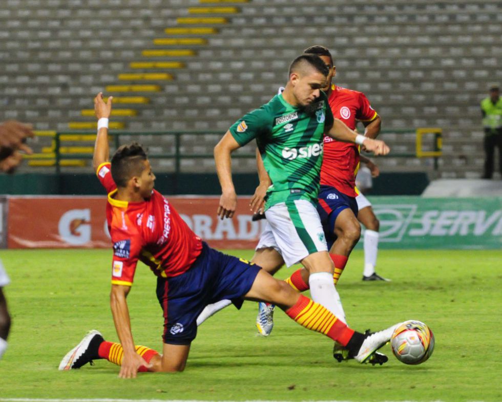 Atlético Madrid set to complete deal for Santos Borré