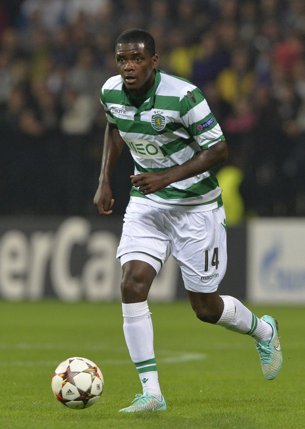 Benítez identifies William Carvalho as top midfield target