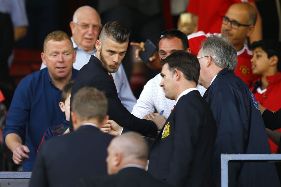 De Gea Madrid move aborted; documents arrived at 00:28