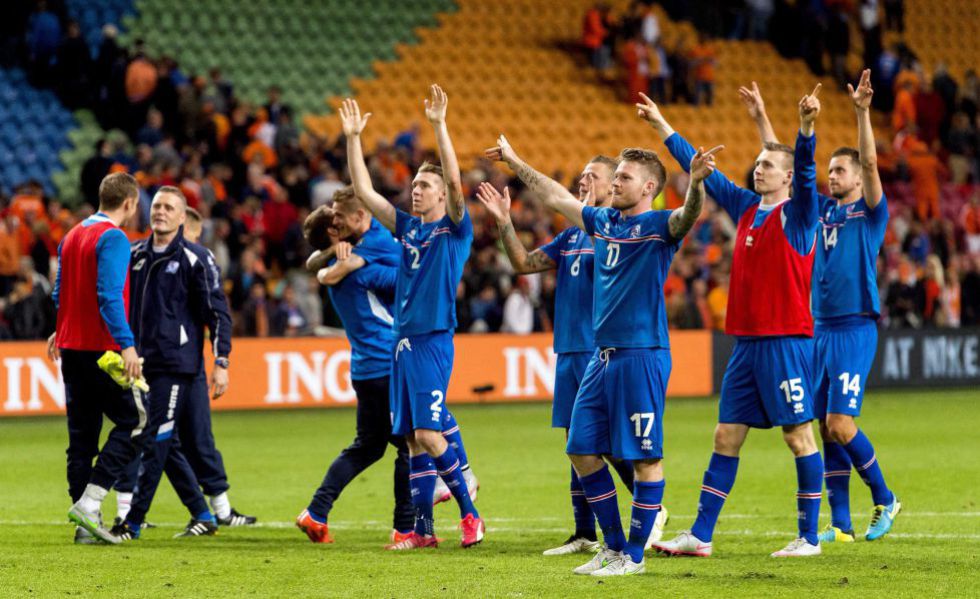 Iceland draw with Kazakhstan and qualify for Euro 2016