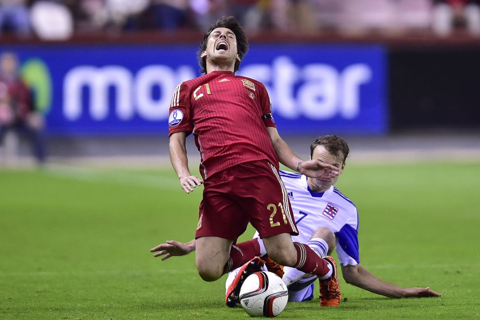 Silva in the wars after reckless Gerson challenge
