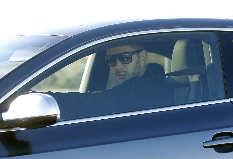 Benzema caught driving without a licence again in Madrid