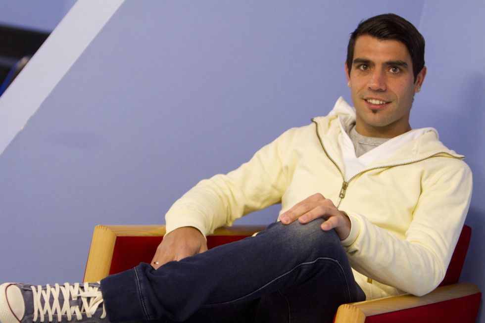 Augusto completes Atlético switch