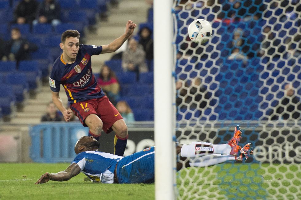 Munir brace kills off Espanyol
