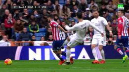 Ronaldo should have seen red for kick-out at Nacho Cases