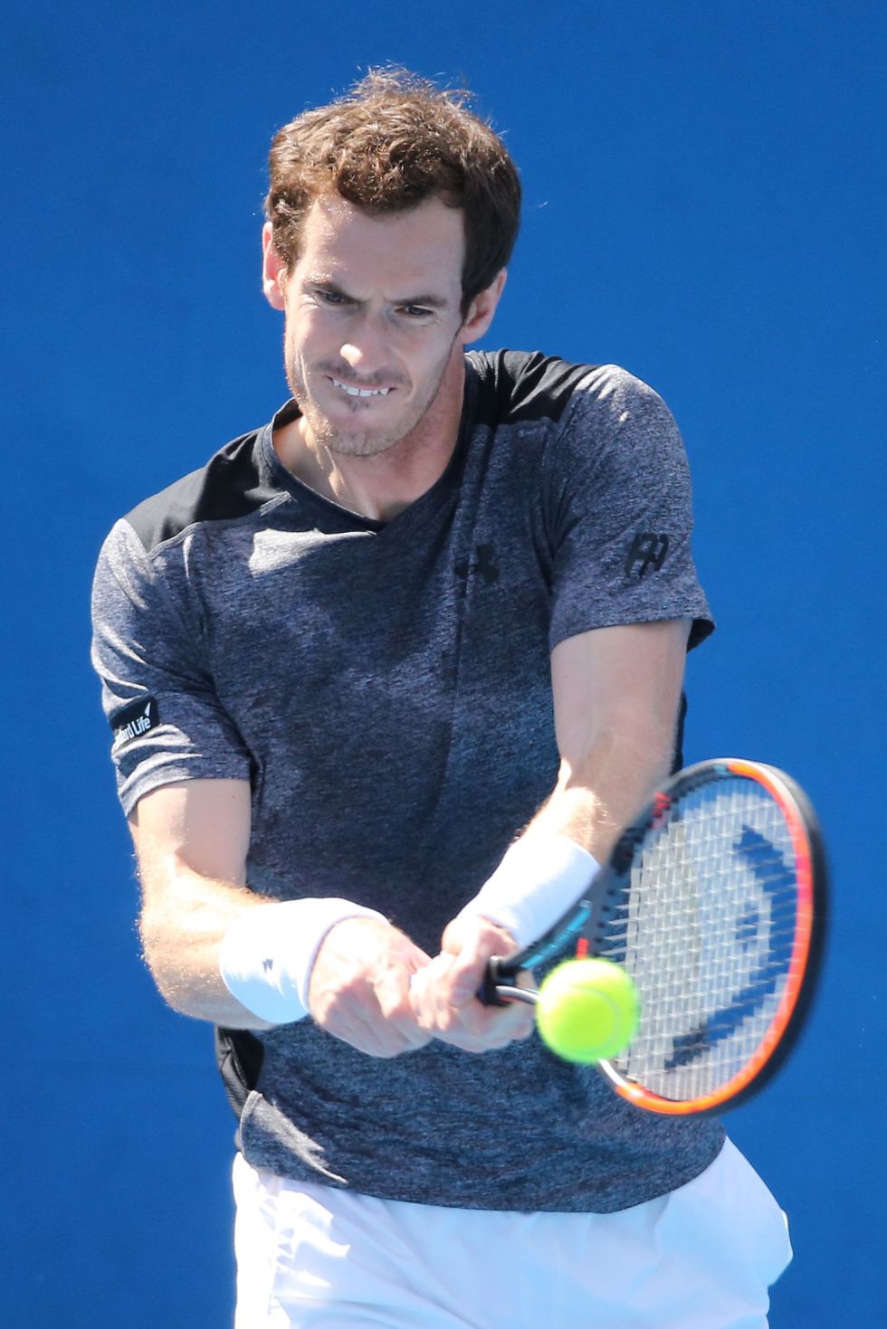 Murray returns to court after two stressful days