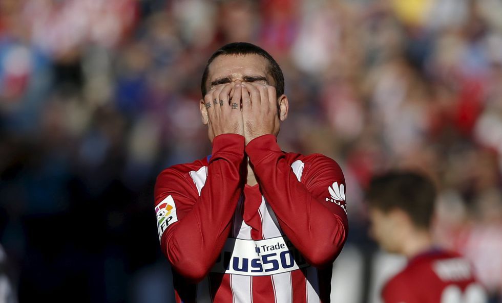Atleti and ten-man Sevilla locked in stalemate