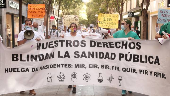 Los MIR continúan este lunes su huelga indefinida, pero sin manifestación