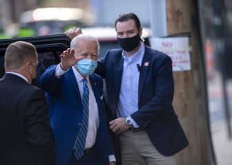 Biden se hace dos fracturas en el pie