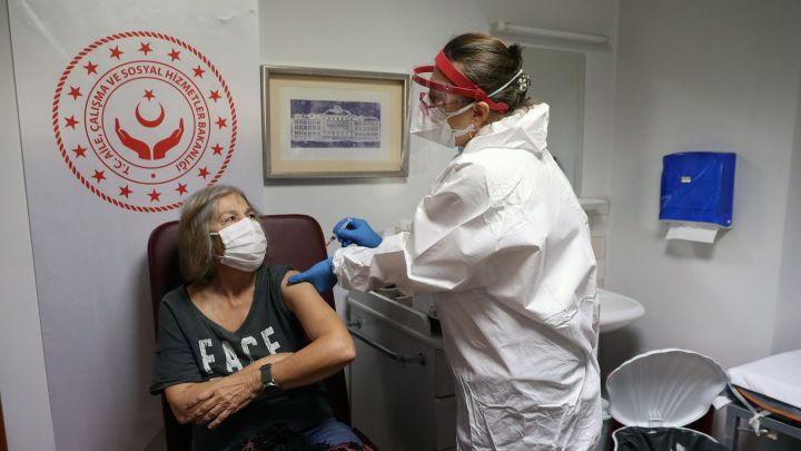Un nuevo fármaco podría generar inmunidad inmediata frente al coronavirus