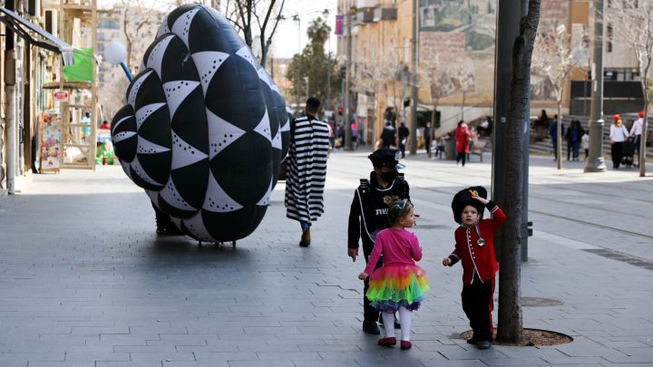 Coronavirus en España en directo: Día de la Mujer y restricciones en Madrid | 8M, última hora hoy