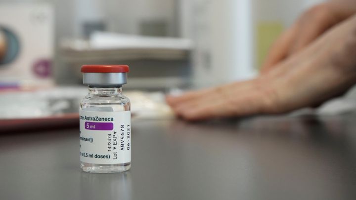 AstraZeneca vacunación suspensión Castilla y León EMA