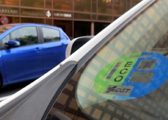 Nuevas etiquetas DGT: cuáles son, cuándo entran en vigor y qué debo hacer con mi coche