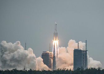 Un cohete espacial chino amenaza con caer sin control en la Tierra