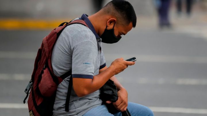 declaracion renta por teléfono números llamar horarios