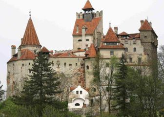 La pandemia da un nuevo uso al castillo de Drácula