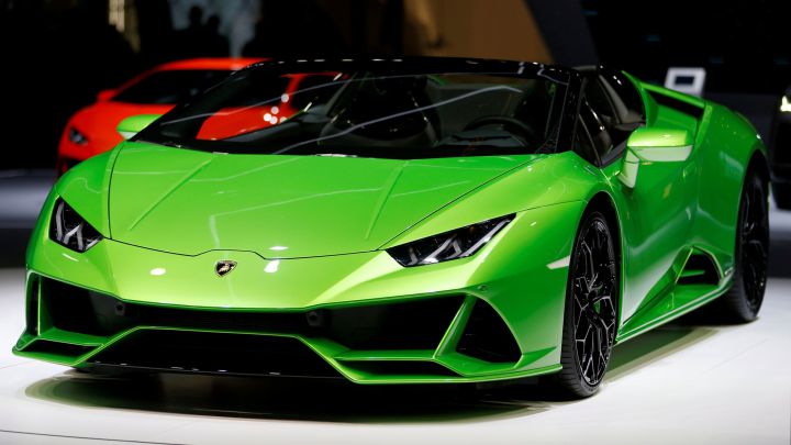 Un joven casi muere por ayunar más de un mes para que Dios le regalara un Lamborghini