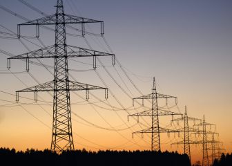 ¿Consumen los aparatos y electrodomésticos si están enchufados y apagados?