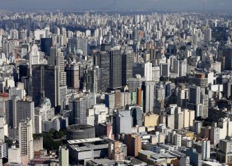 Un español buscado por la Interpol salta al vacío con su hija de 6 años desde un piso 17